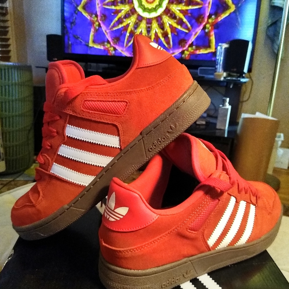 Adidas "Bucktown" Limited Edition, All Suede's.